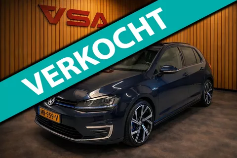 Volkswagen Golf 1.4 TSI GTE|DSG|PANO|Trekhaak|DAB|Leder|Carplay|Camera|Cruise|PdC|Stoelvw| full-opties