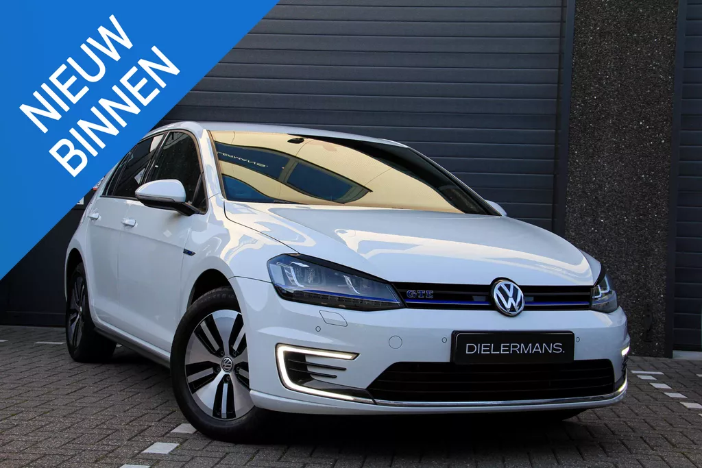 Volkswagen Golf 1.4 TSI GTE NL auto | NAP auto | 1e lak | 40 km range | Dealer onderhouden | Frisse auto!