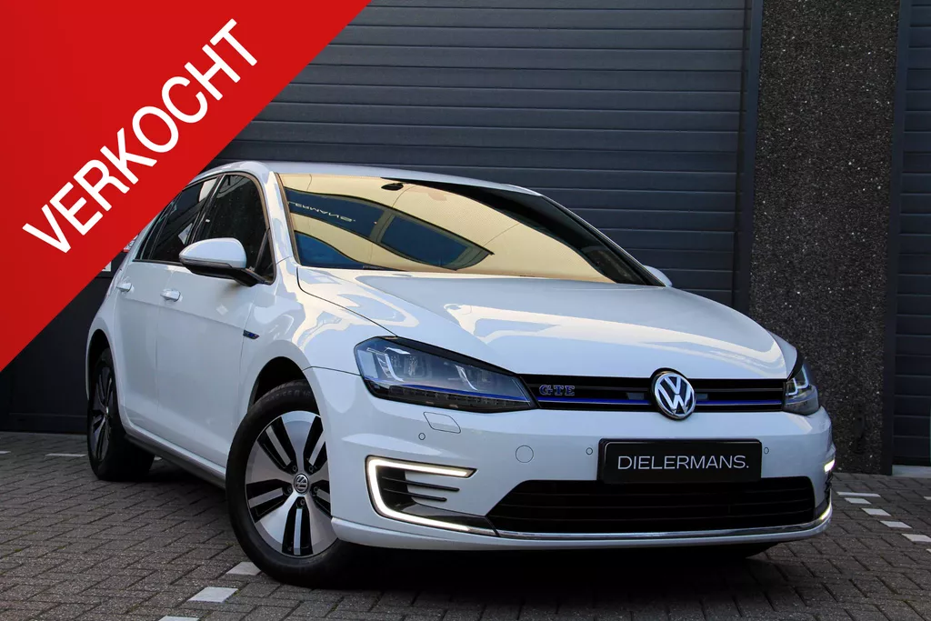 Volkswagen Golf 1.4 TSI GTE NL auto | NAP auto | 1e lak | 40 km range | Dealer onderhouden | Frisse auto!