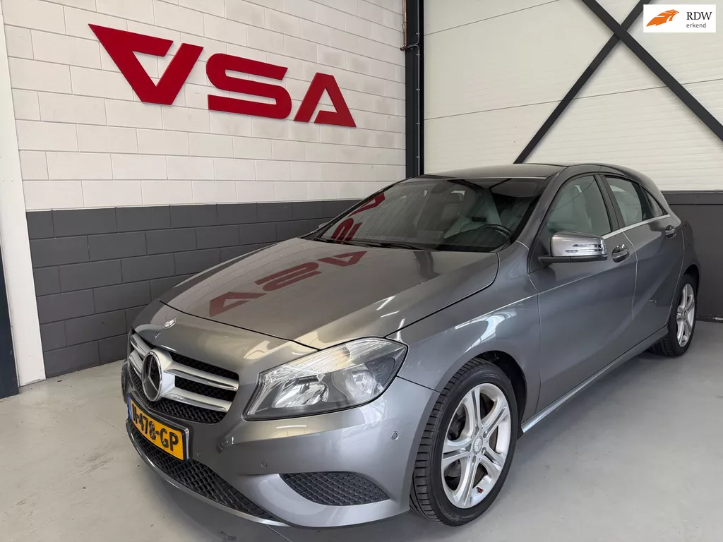 Mercedes-Benz A-klasse 180|PDC voor en achter|StoelVW|Climate|3 maanden Huisgarantie