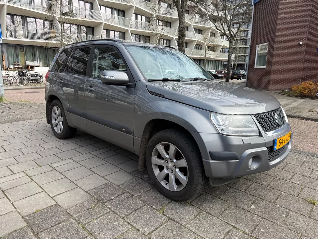 Suzuki Grand Vitara 2.4 High Executive 124kw Leder Climate Cruise Panorama