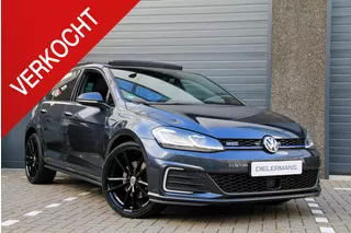 Volkswagen Golf 1.4 TSI DSG GTE Panorama dak | Full LED matrix | Keyless | 19" Pretoria | Vol in de opties! | MEER FOTO'S VOLGEN!