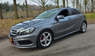 Mercedes-Benz A-klasse 180 AMG-Line Automaat Xenon Panorama