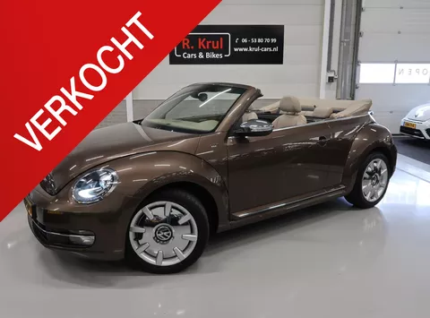 Volkswagen Beetle cabrio 1.2 TSI 70'S Leer 18 inch Beige kap Toffeebruin Xenon Airco-ecc Parkeersensoren 1e Eigenaar 70's uitvoering Nieuwstaat! dealer onderhouden windscherm
