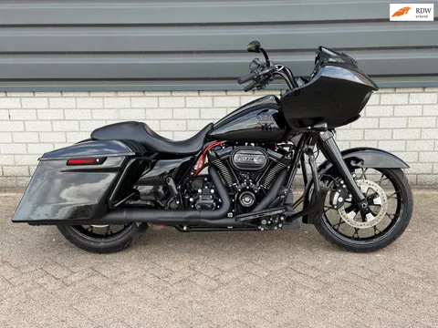 Harley Davidson FLTRXS 114 Road Glide Special BLACK EDITION (BJ 2023)