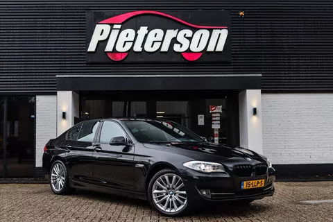 BMW 5-serie 550i High Executive ORIGINEEL NL MEMORY LEDER