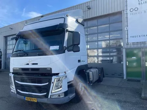 Volvo FM 370 Slaapcabine,spoiler luchtvering,NL truck,VEB