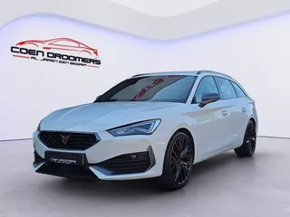 CUPRA Leon Sportstourer 1.4 e-Hybrid VZ Copper Edition /Vol Leder/Elektr. klep+stoelen/Stoel-stuurverw./Apple Carplay/Adaptive Cruise/DCC/Front-side-lane-travel assist/Trekhaak/19''/(MET GARANTIE*)