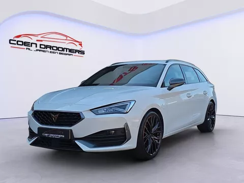 CUPRA Leon Sportstourer 1.4 e-Hybrid VZ Copper Edition /Vol Leder/Elektr. klep+stoelen/Stoel-stuurverw./Apple Carplay/Adaptive Cruise/DCC/Front-side-lane-travel assist/Trekhaak/19''/(MET GARANTIE*)