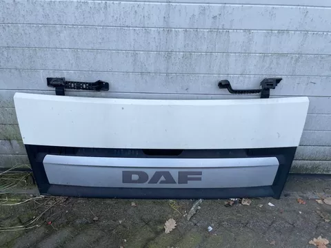 DAF 1893917-1894038-2019586 GRILLE CF EURO 6