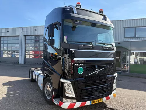 Volvo FH 460 Mega,lowliner,2x tank,VEB,I park cool