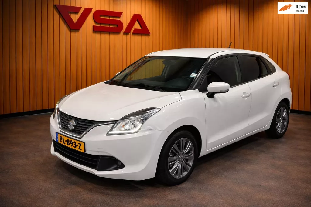 Suzuki Baleno 1.2 Smart Hybrid High Executive|Carplay|Stoelvw|Trekhaak|Camera|Adaptive cruise|Climate|key-less|NAP|NL