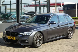 BMW 3-serie Touring 320i Edition M Sport Shadow Executive | PANO | Carplay | LEER