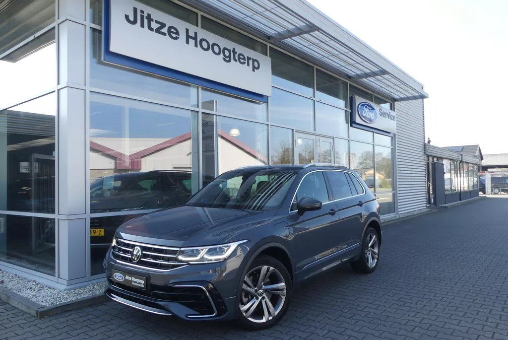 Volkswagen Tiguan 1.4 TSI eHybrid R-Line Business+ 360&deg; CAMERA, ADAPT. CRUISE, CLIMA, NAVI, PDC V&amp;A, APPLE CARPLAY/ANDROID AUTO, BLIS, 29.918KM