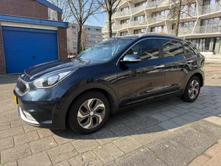 Kia Niro 1.6 GDi Hybrid First Edition NAP Cruise