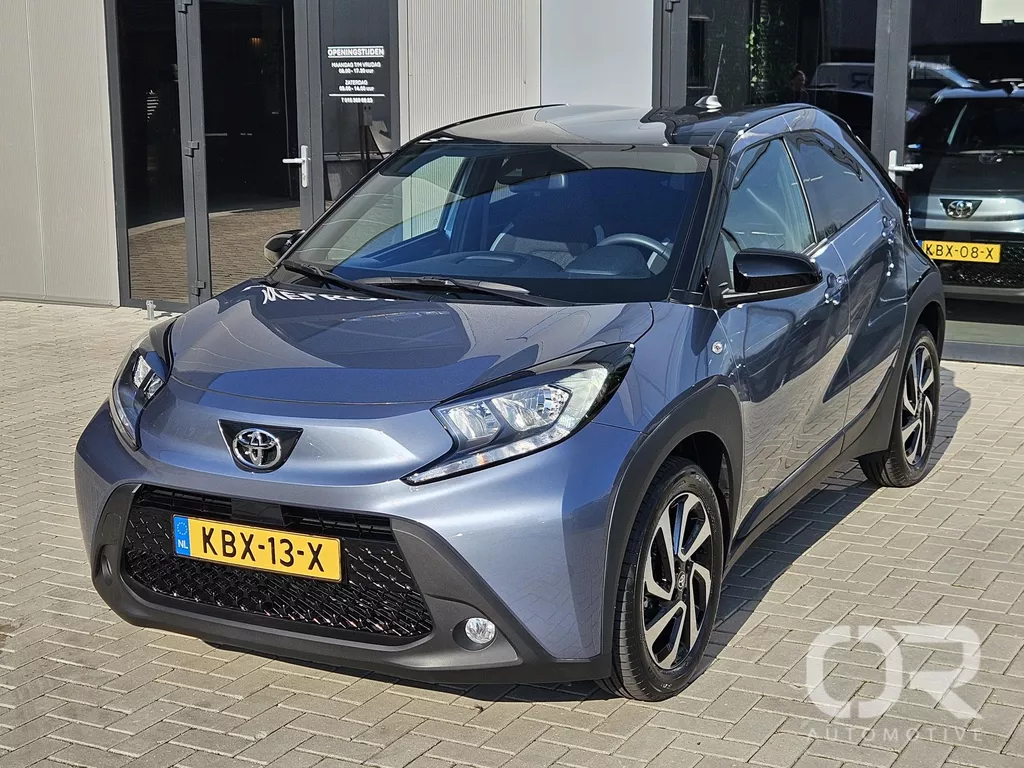 Toyota Aygo X 1.0 VVT-i MT Pulse Two Tone Fabrieksgarantie