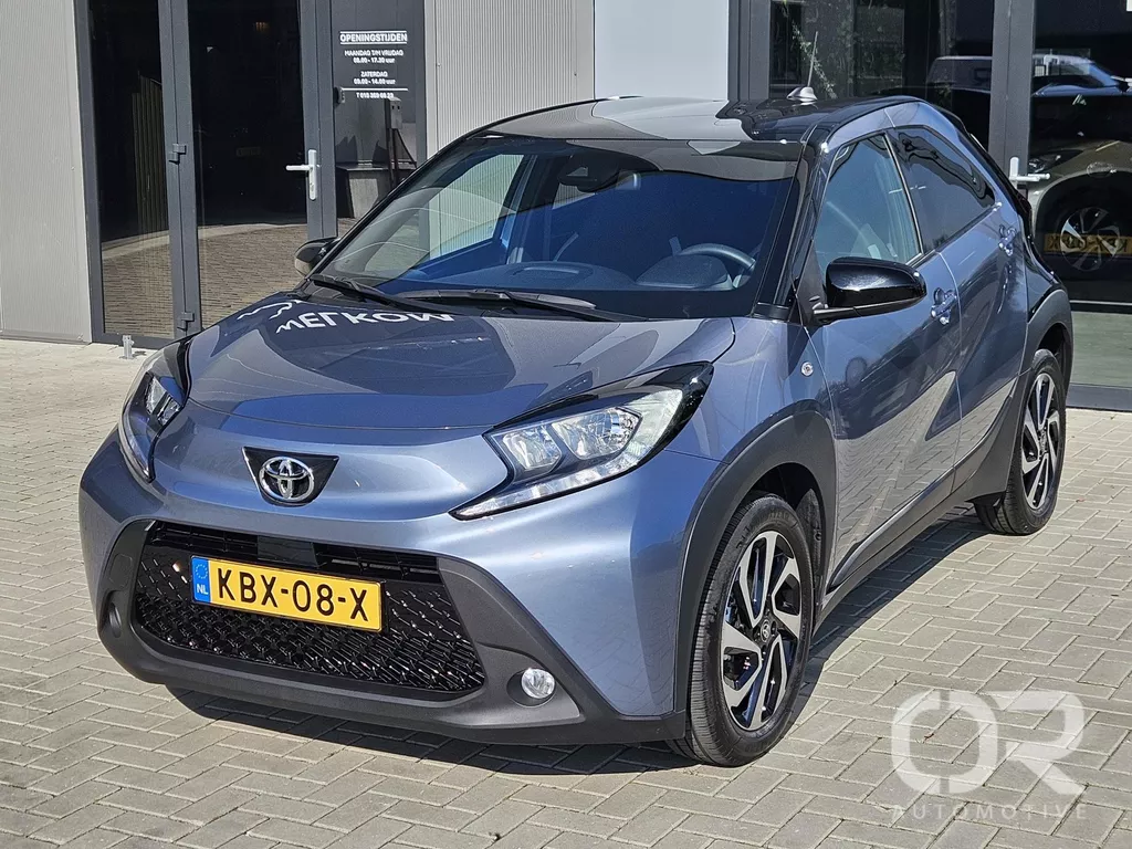 Toyota Aygo X 1.0 VVT-i MT Pulse Two Tone Fabrieksgarantie