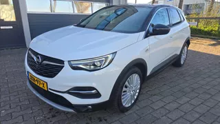 Opel Grandland X 1.2 Turbo Innovation 360 cam automaat pano