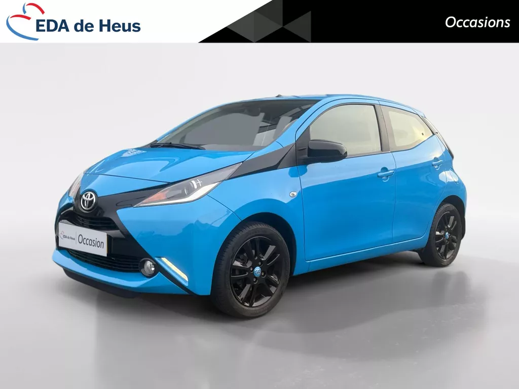 Toyota Aygo 1.0 VVT-i x-cite | Camera | Navigatie | Cruise Control | Bluetooth | All Season Wielen | 58906km | Dealer Onderhouden