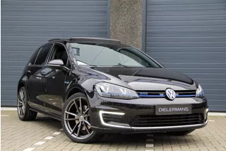 Volkswagen Golf 1.4 TSI GTE | Pano | Carplay | Vol in de opties | NAP | NL Auto | Dealeronderhouden