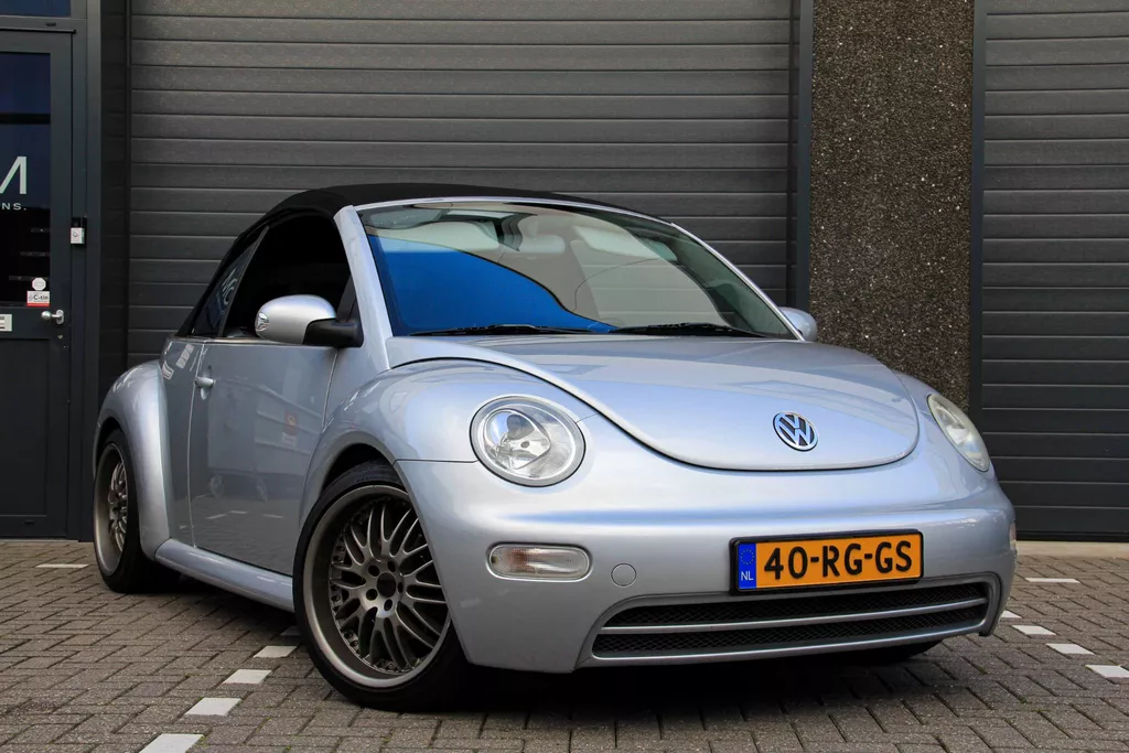 Volkswagen Beetle Cabriolet 2.0 Turijn | Airco | Wolfsburg Edition | Absolute topstaat!