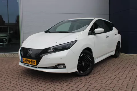 Nissan LEAF Tekna 40 kWh Automaat Airco Navi Camera Carplay 11.128km Nieuwstaat