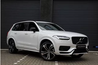 Volvo XC90 2.0 T8 Recharge AWD Ultra Dark | Vol in de opties | Panorama dak | Bowers &amp; Wilkins | Nappa leder | Elektrische trekhaak | 22' velgen | Nieuwstaat.
