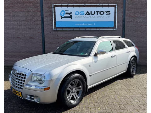 Chrysler 300C Touring 5.7 V8 HEMI AWD