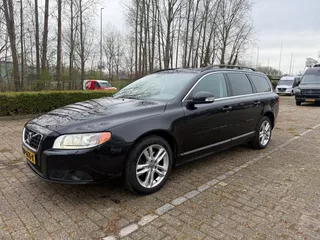 Volvo V70 2.0 D3 Summum Leder Cruise PDC