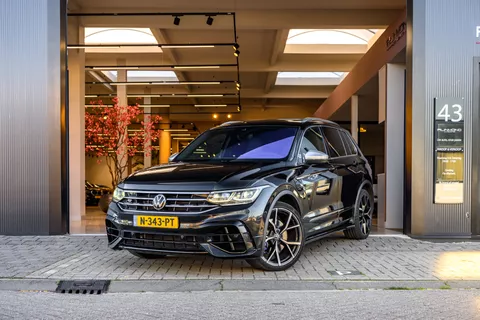 Volkswagen Tiguan R 2.0 TSI 320pk 4Motion DSG|Pano|ACC |Lane Assist|