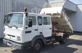 Renault Midliner S 150 , 2 Way Tipper , 7 Seats , Manual , Spring susp. , French Truck