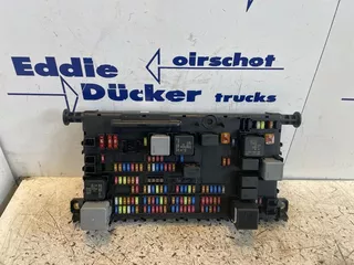 DAF 2274463 / 2476302 / 2477268 ZEKERINGSKAST