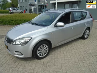 Kia Cee'd 1.4 CVVT X-ecutive Nieuwe Apk