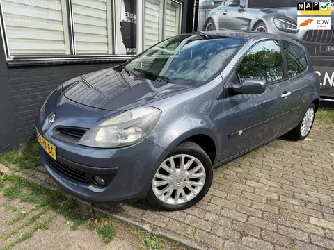 Renault Clio 1.4-16V Dynamique Luxe Airco Nw APK