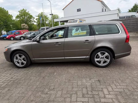 Volvo V70 2.4D,5-CYL.120kw/163pk,Summum,2009