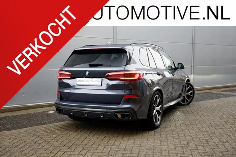 BMW X5 xDrive45e High Executive M-Sport Massage stoelen, Stoelventilatie, Sky Lounge dak, Merino leer, Leren Dashboard, enz