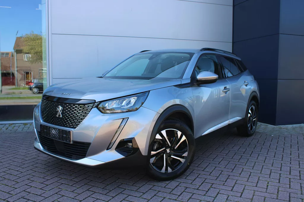 Peugeot 2008 1.2 PureTech 130pk Allure Automaat Airco Navi Camera Carplay Trekhaak Zeer mooi