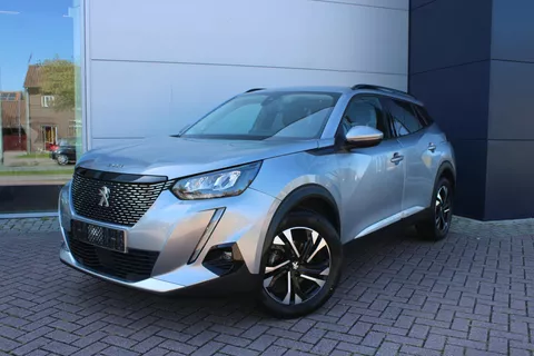 Peugeot 2008 1.2 PureTech 130pk Allure Automaat Airco Navi Camera Carplay Trekhaak Zeer mooi