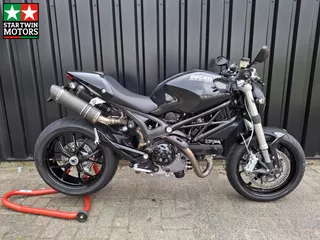 Ducati Monster 1100