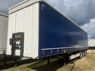 KAESSBOHRER SCS X / 90 - 12 /27 met hefdak en twee liftassen