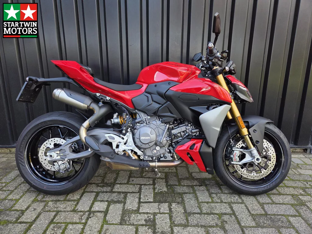 Ducati Streetfighter V2S MY 2026 Ducati Streetfighter V2S MY 2025