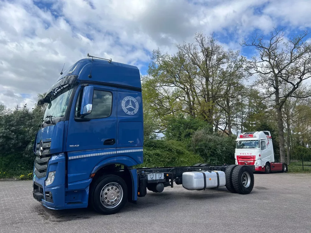 Mercedes-Benz Actros 1842 Megaspace Euro 6