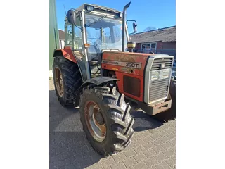 Massey Ferguson 390