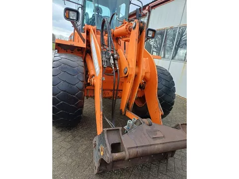 DOOSAN DL200