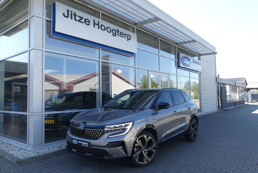 Renault Austral 1.2 E-Tech full hybrid 200 iconic esprit Alpine PANO, HUD, MEMORY, MASSAGE, 360&deg; CAMERA, 4CONTROL, WINTER PACK, ADAPT. CRUISE, CLIMA, NAVI, PDC V&amp;A, APPLE CARPLAY/ANDROID AUTO, BLIS, KEYLESS, HARMAN KARDON, ELEKT. ACHTERKLEP, 36.152KM