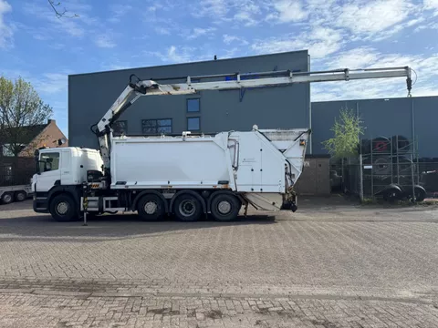 Scania P P360 8X2 EURO 5 HIAB 144E-4