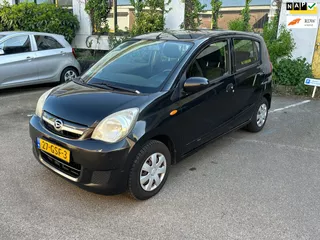 Daihatsu Cuore 1.0 Premium / 5 Deurs/ Airco/ Elek. Ramen