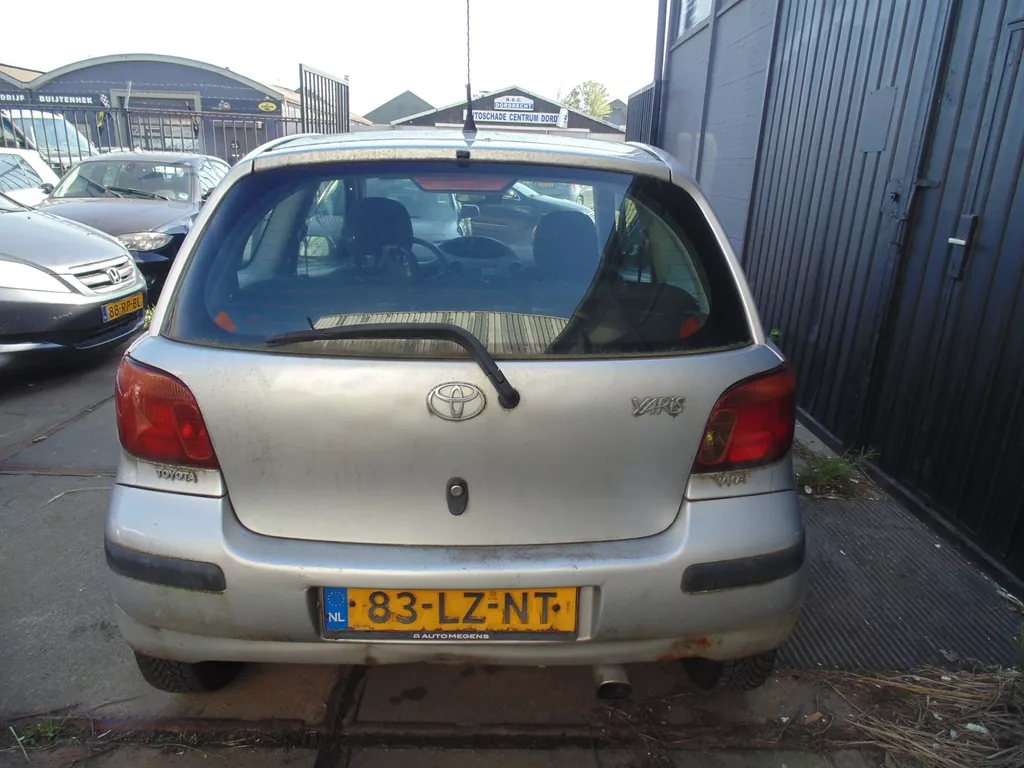 Toyota Yaris 1.3 VVT-i LunaMET AIRCO MOTOR 100% GOED