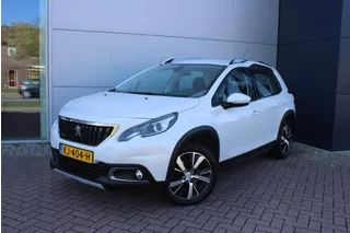 Peugeot 2008 1.2 PureTech 110pk Allure Airco Navi Carplay Camera Trekhaak 50.832km Nwstaat