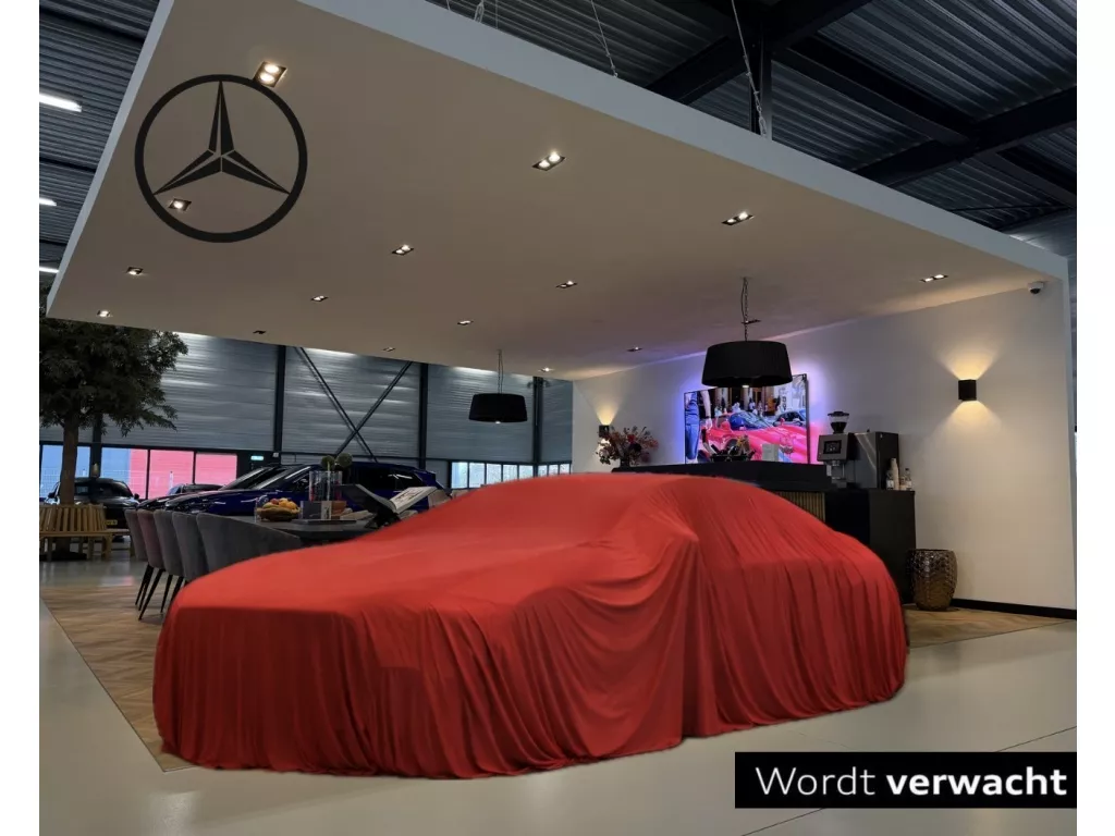 Mercedes-Benz C-Klasse 300e 320PK AMG / C63 Edit. / Burmester / Carbon / 360&deg; / NAP / 2